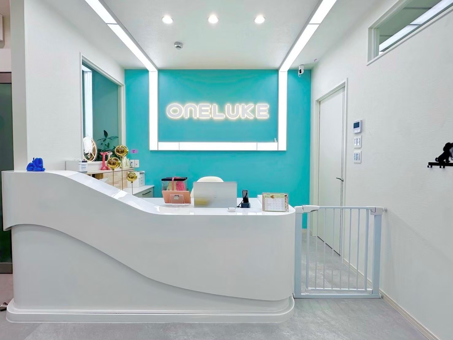 ONE LUKE 店舖接待處